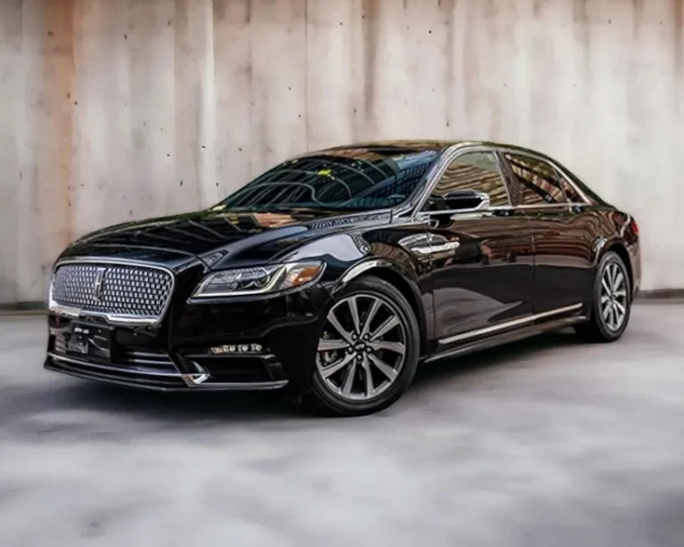 Royal Elite Limo black Lincoln sedan