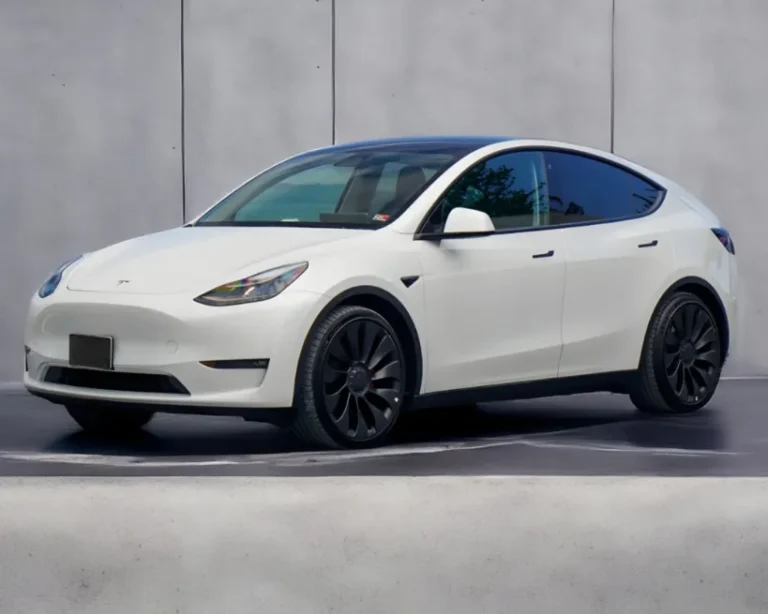 Royal Elite Limo white Tesla Model Y